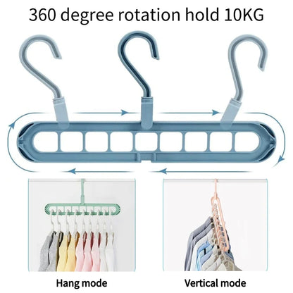 Folding hanger